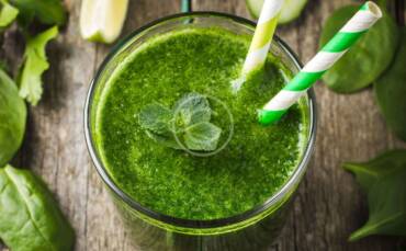 Slurp up This Delicious Summer Lime Smoothie!